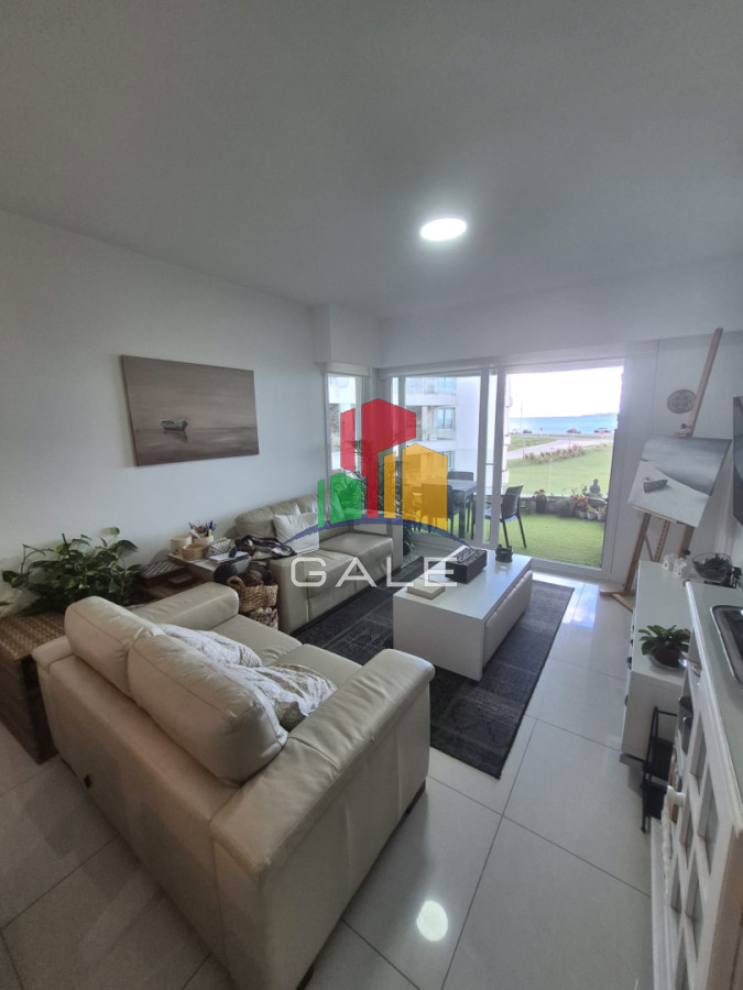 Apartamento ID.4945 - Apartamento en venta primera linea Playa Mansa Punta del Este 2 dormitorios