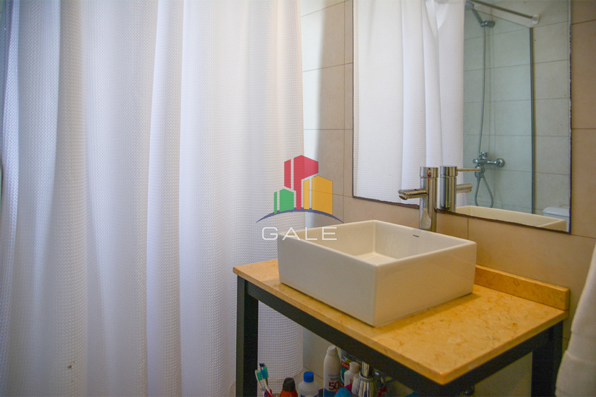 Apartamento ID.4281 - Departamento de 3 dormitorios con terraza  con parrillero en venta, Peninsula, Punta del Este