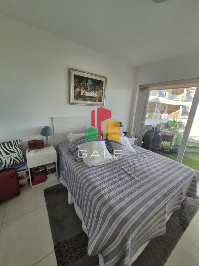 Apartamento ID.4945 - Apartamento en venta primera linea Playa Mansa Punta del Este 2 dormitorios