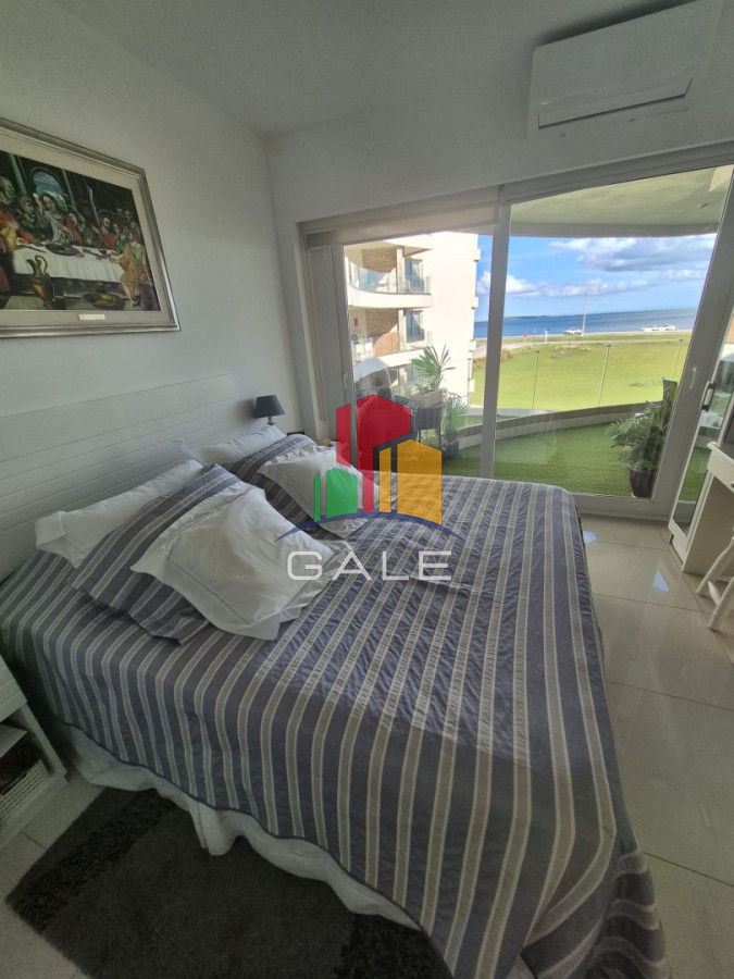 Apartamento ID.4945 - Apartamento en venta primera linea Playa Mansa Punta del Este 2 dormitorios