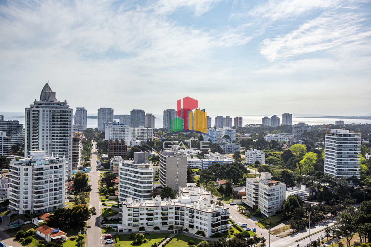 Apartamento ID.4250 - Departamento d 3 dormitoios + dependencia en venta en Torre Le Parc