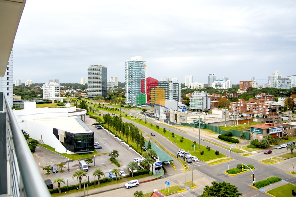 Apartamento ID.4077 - Departamento de 4 dormitorios A ESTRENAR en venta en Torre Alexander Collection