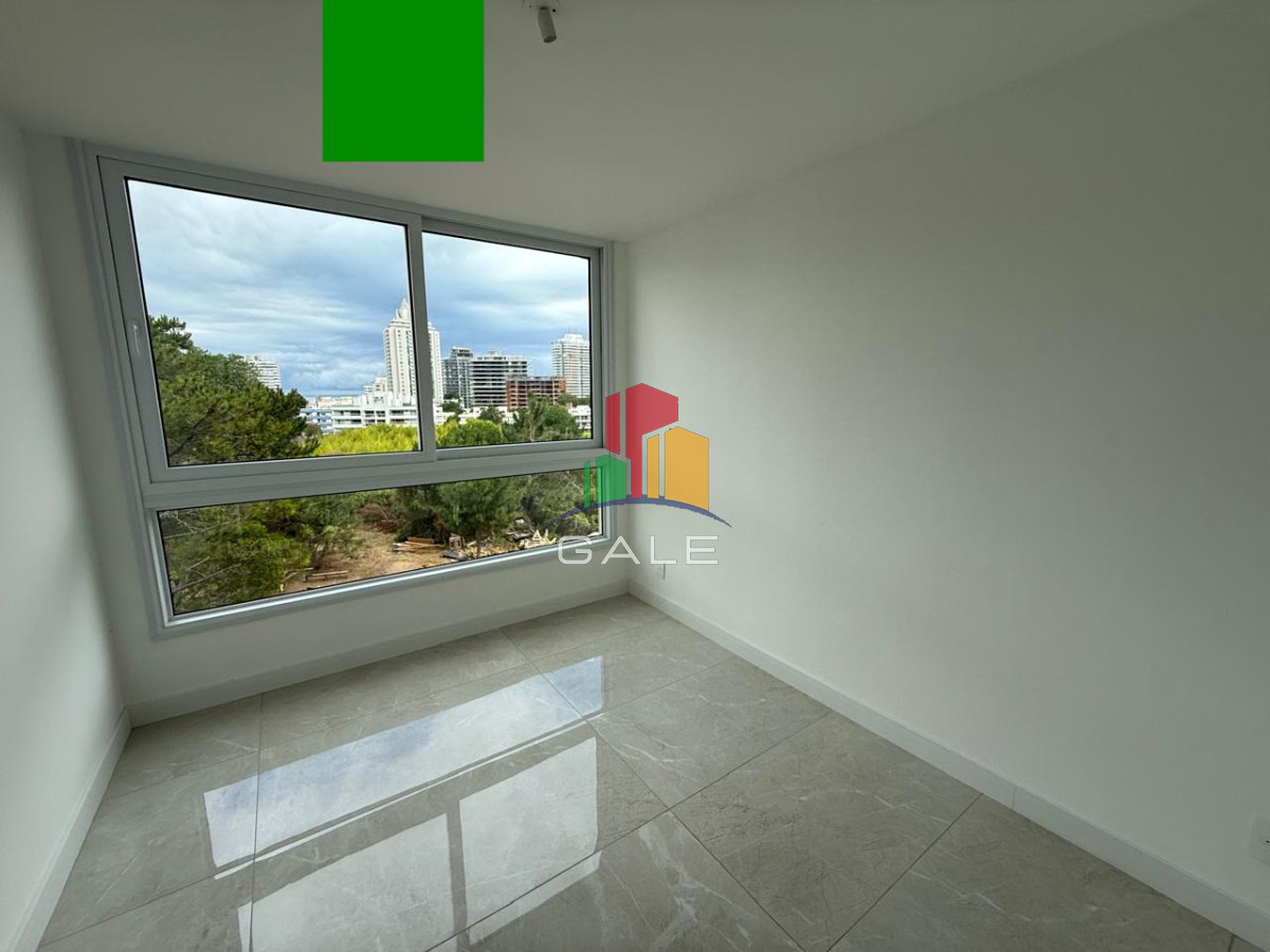 Apartamento ID.4823 - Vende apartamento de 1 dormitorio y medio en Punta del Este 