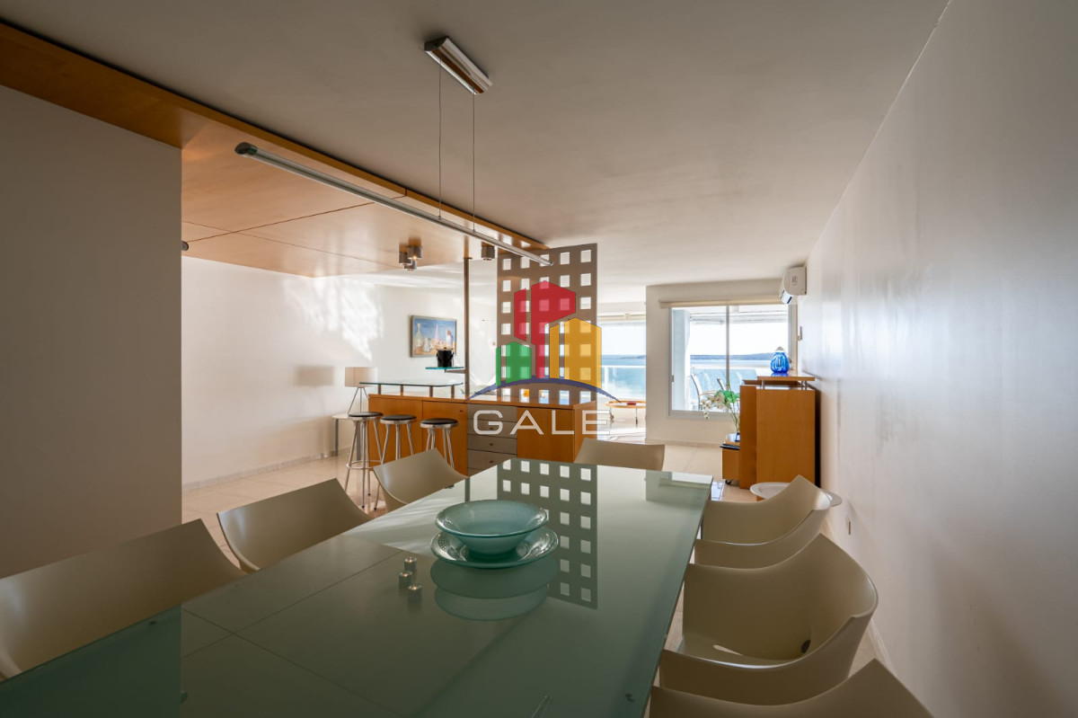 Apartamento ID.4470 - Beverly Tower Punta Del Este, Maldonado Uruguay, Apartamento de 3 dormitorios en venta en torre de Jerarquia.