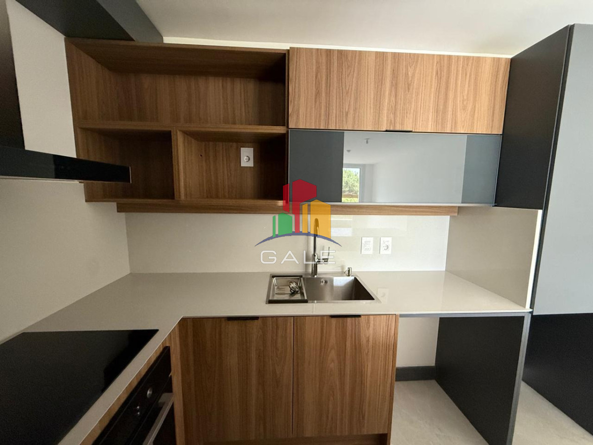 Apartamento ID.4823 - Vende apartamento de 1 dormitorio y medio en Punta del Este 