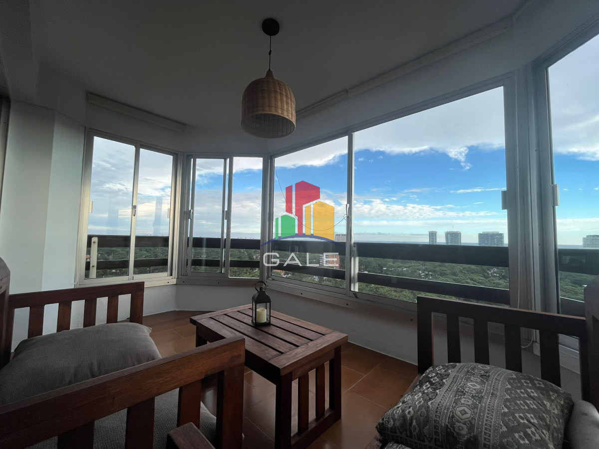 Apartamento ID.2223 - Apartamento en Venta de 3 dormitorios en Av. Roosevelt , Punta del este 