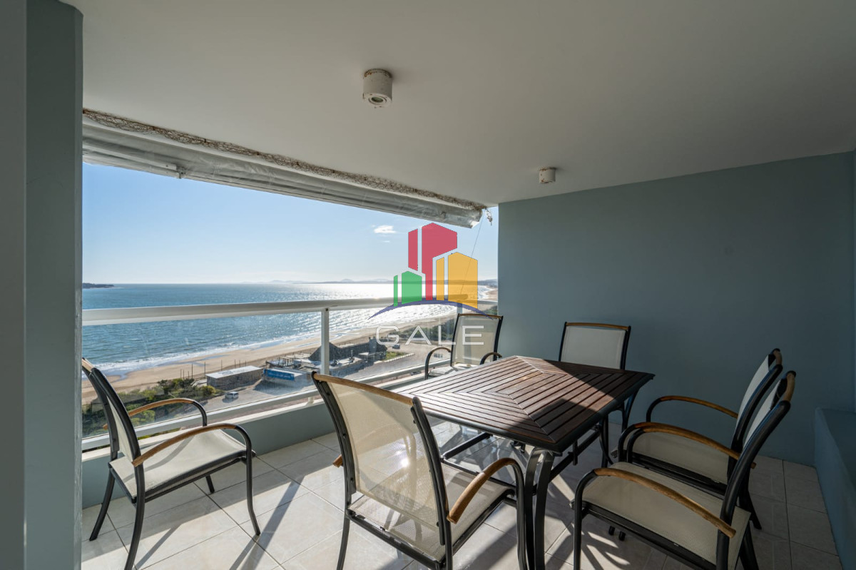 Apartamento ID.4470 - Beverly Tower Punta Del Este, Maldonado Uruguay, Apartamento de 3 dormitorios en venta en torre de Jerarquia.