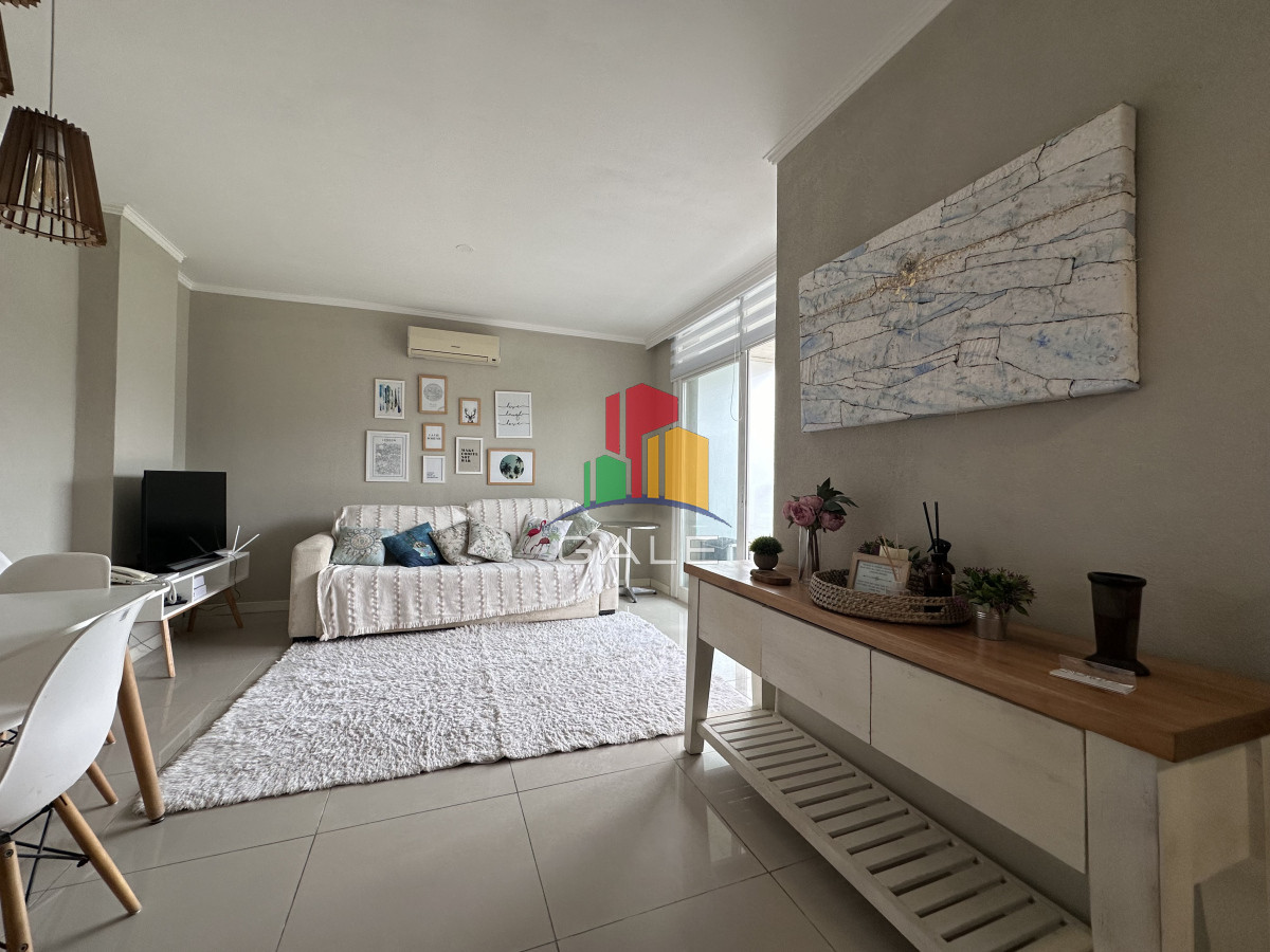 Apartamento ID.4817 - Vende apartamento en playa mansa de 1 dormitorio con parrillero, Punta del Este 