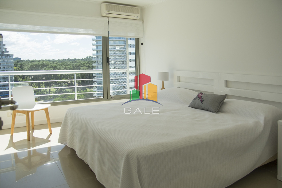 Apartamento ID.3115 - Vende gran apartamento en Brava - Punta del Este de 3 Dormitorios