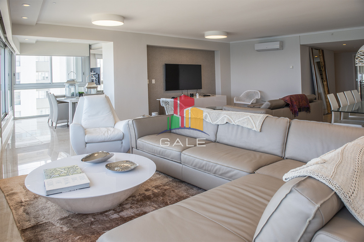 Apartamento ID.4250 - Departamento d 3 dormitoios + dependencia en venta en Torre Le Parc