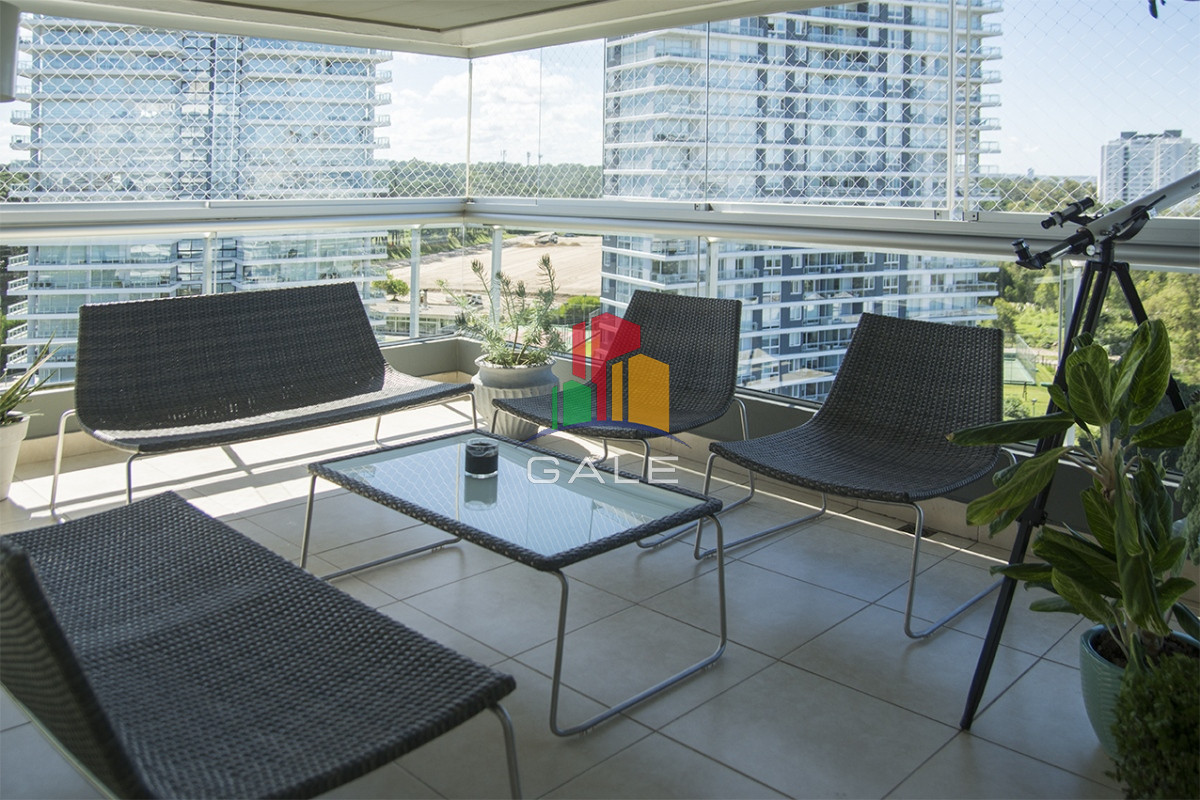 Apartamento ID.3115 - Vende gran apartamento en Brava - Punta del Este de 3 Dormitorios