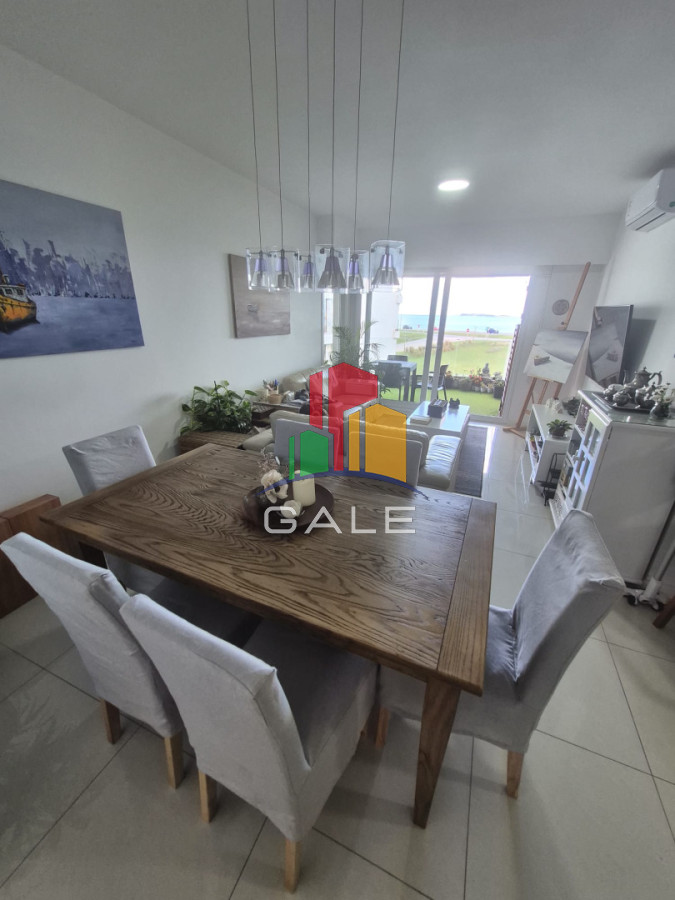 Apartamento ID.4945 - Apartamento en venta primera linea Playa Mansa Punta del Este 2 dormitorios