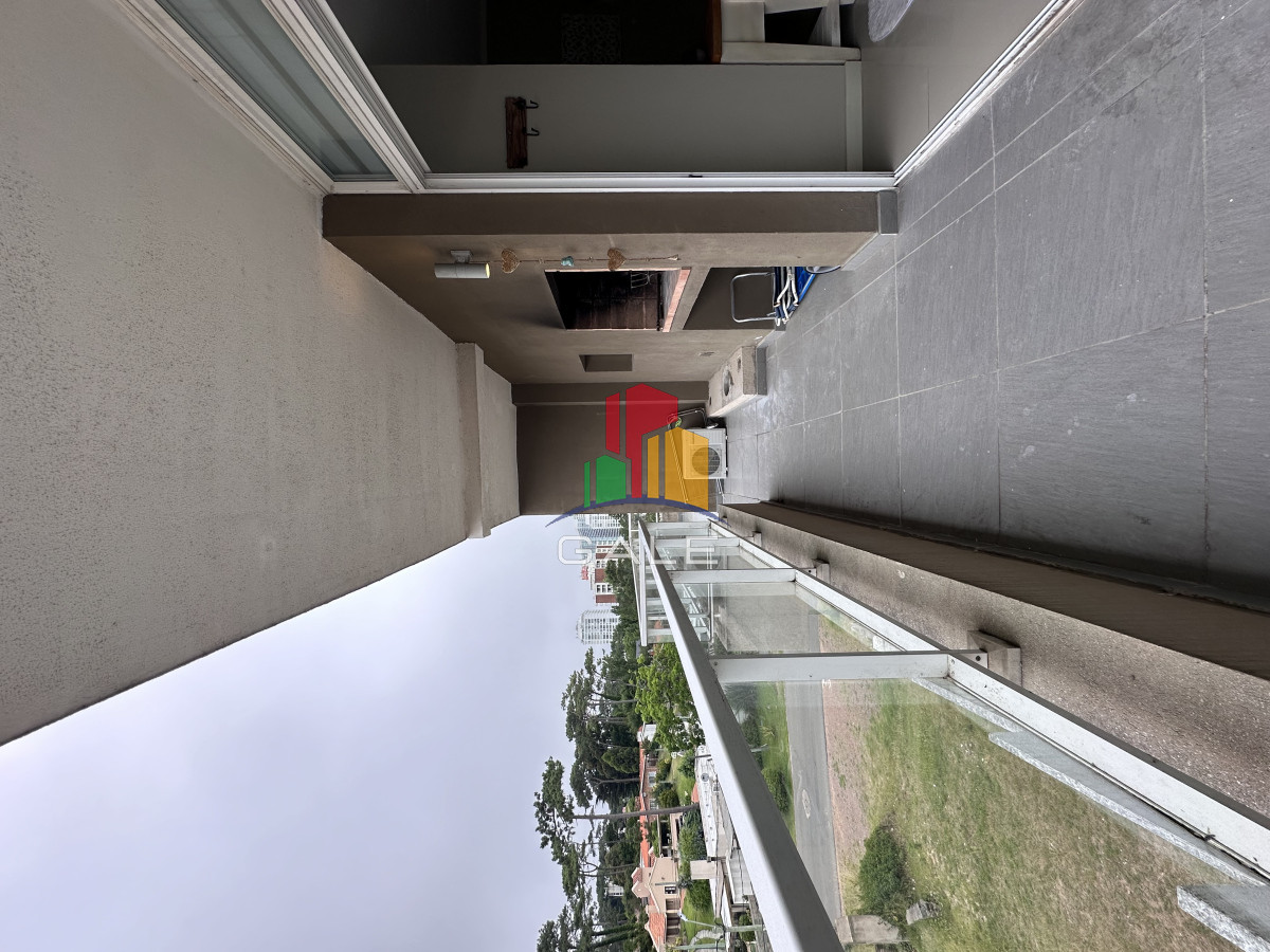 Apartamento ID.4817 - Vende apartamento en playa mansa de 1 dormitorio con parrillero, Punta del Este 