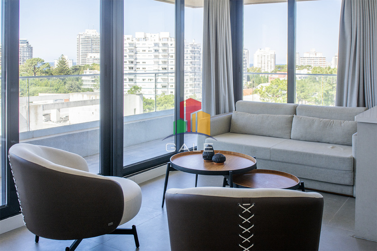 Vende apartamento de 1 dormitorio, en Aidy Grill, Punta del Este. - GAL4824A