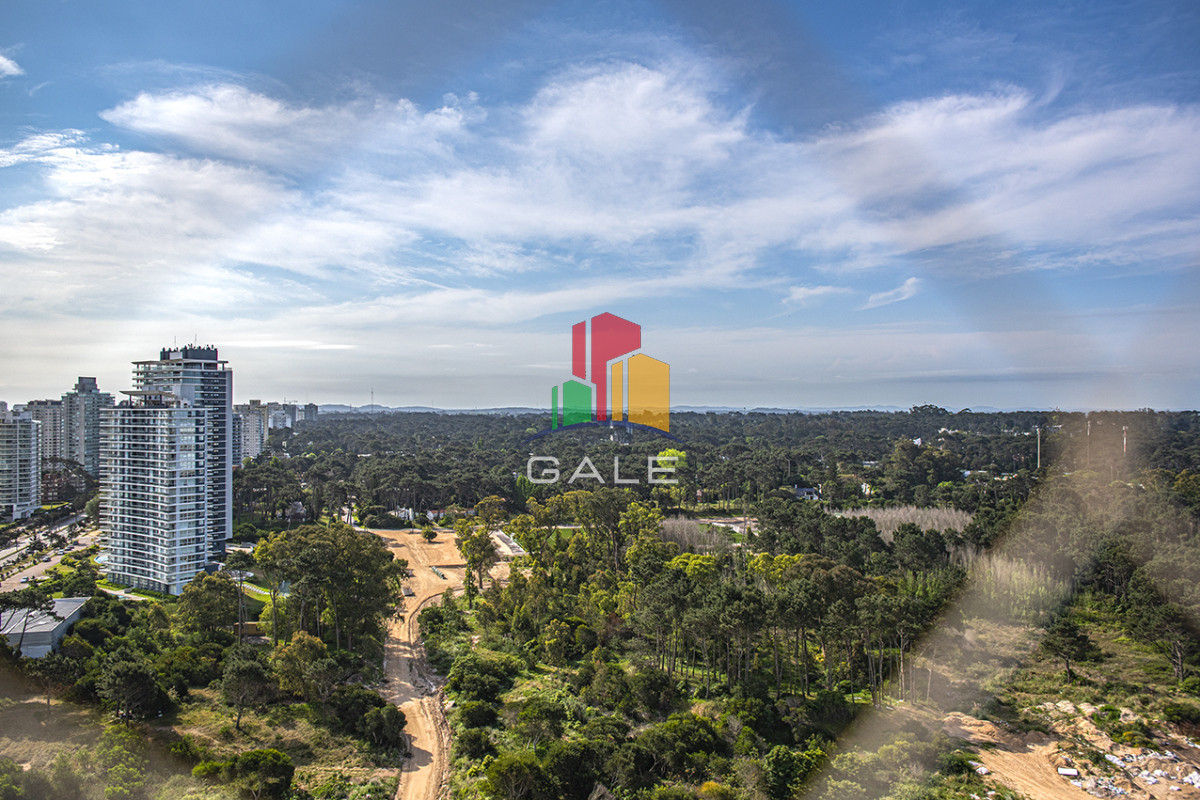 Apartamento ID.4250 - Departamento d 3 dormitoios + dependencia en venta en Torre Le Parc