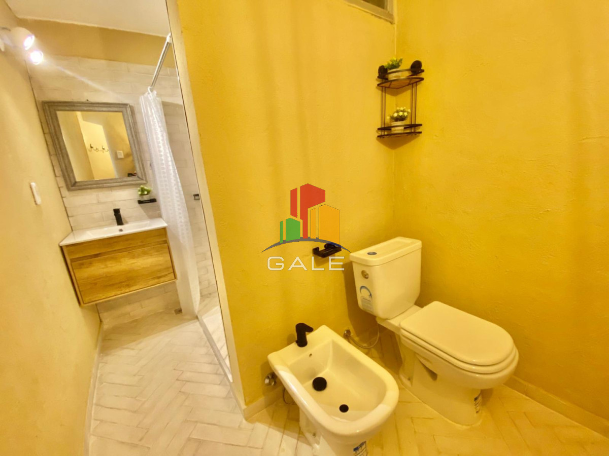 Apartamento ID.4589 - Apartamento de 2 dormitorio y medio en Primera lineal de Playa brava , Punta del este 