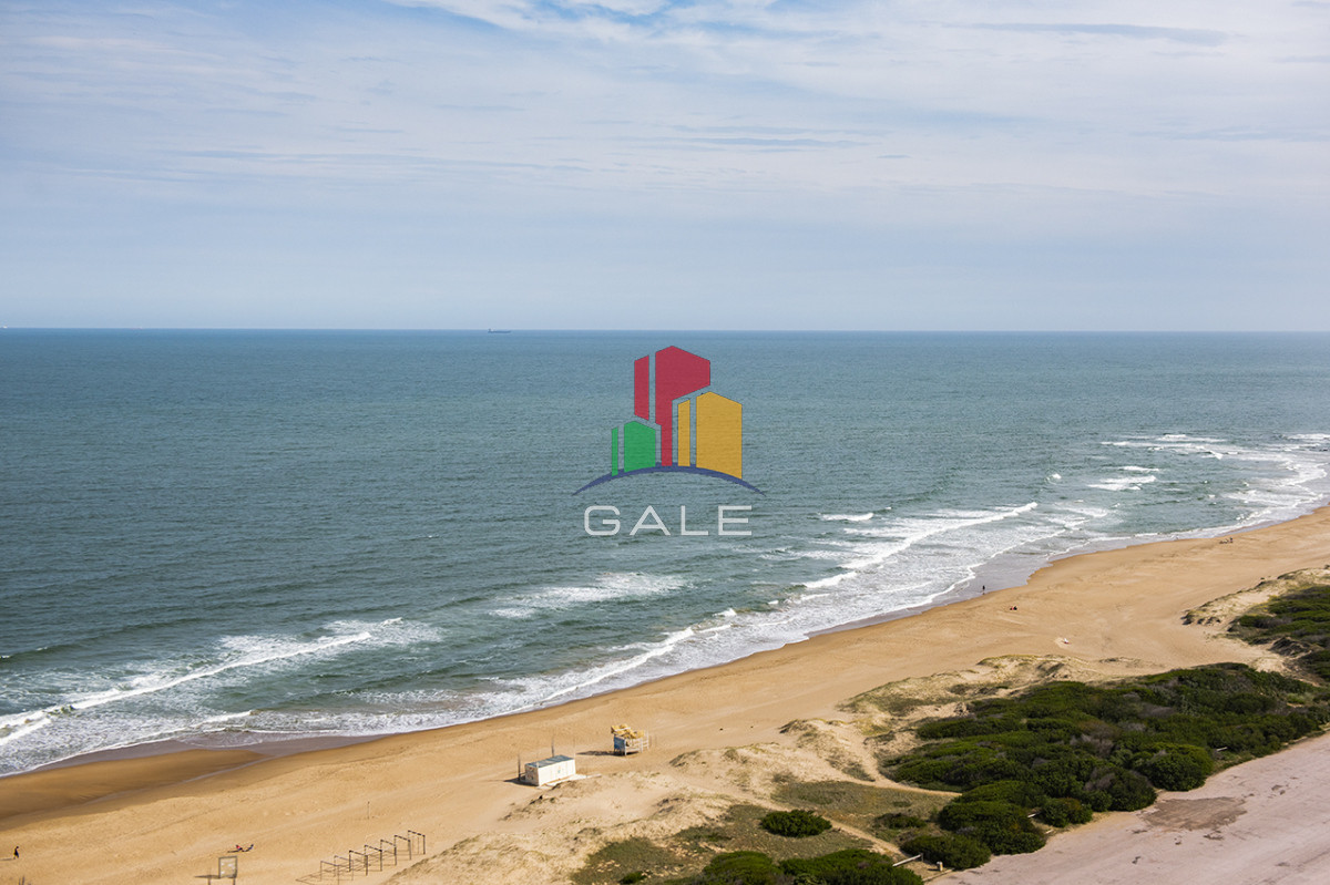 Apartamento ID.4250 - Departamento d 3 dormitoios + dependencia en venta en Torre Le Parc