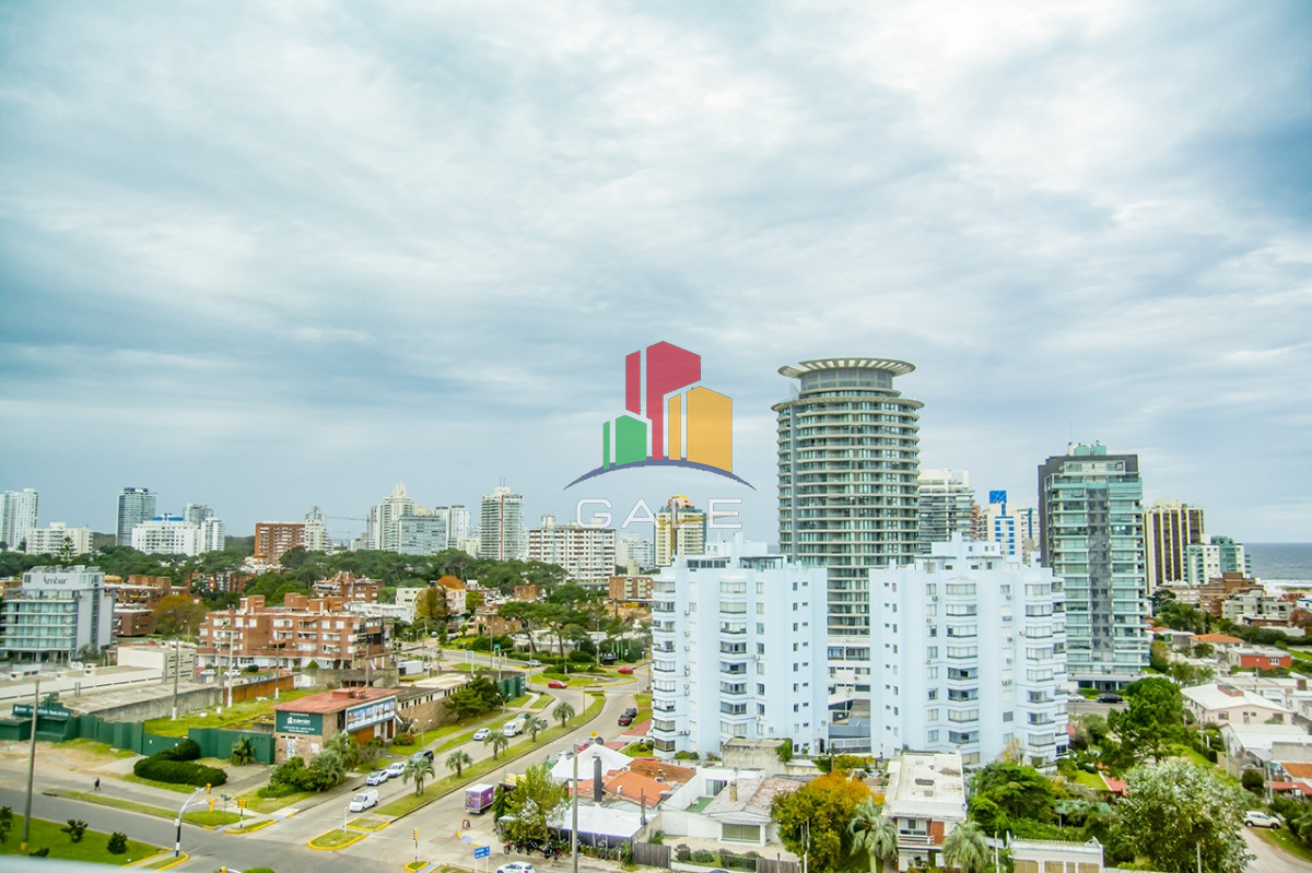 Apartamento ID.4077 - Departamento de 4 dormitorios A ESTRENAR en venta en Torre Alexander Collection