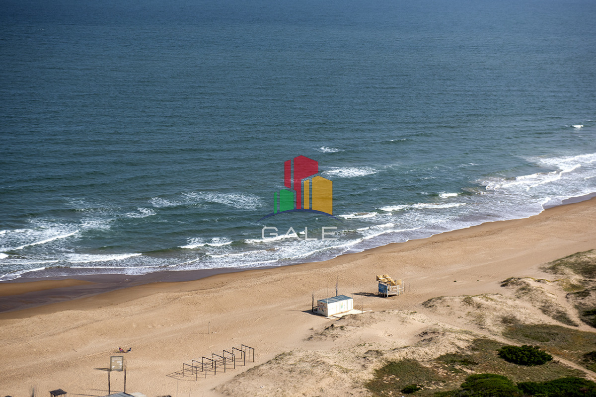 Apartamento ID.4250 - Departamento d 3 dormitoios + dependencia en venta en Torre Le Parc