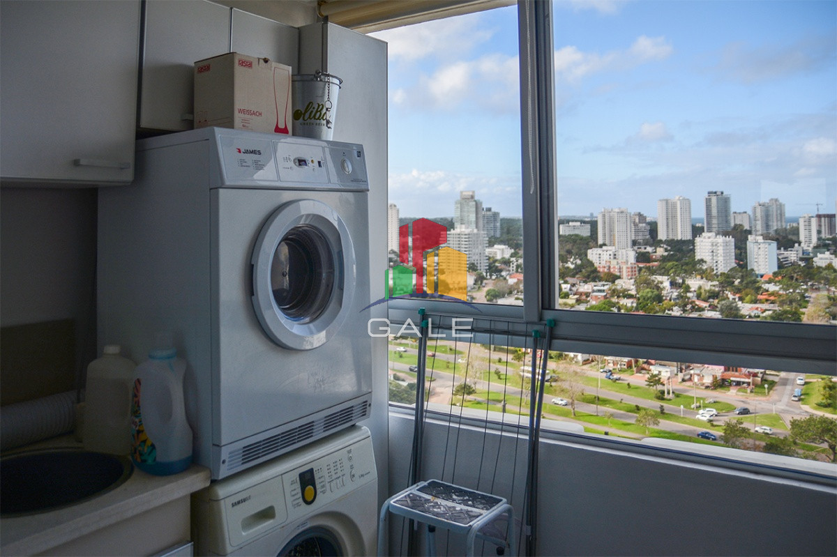 Apartamento ID.4465 - Departamento de 3 dormitorios en venta a pasos del mar. Gala Tower