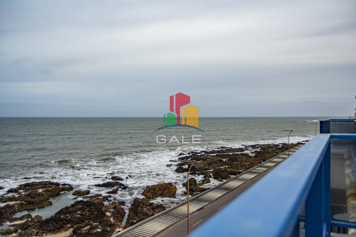 Apartamento ID.1485 - Ph con parrillero propio y 3 dormitorios en venta, frente al mar