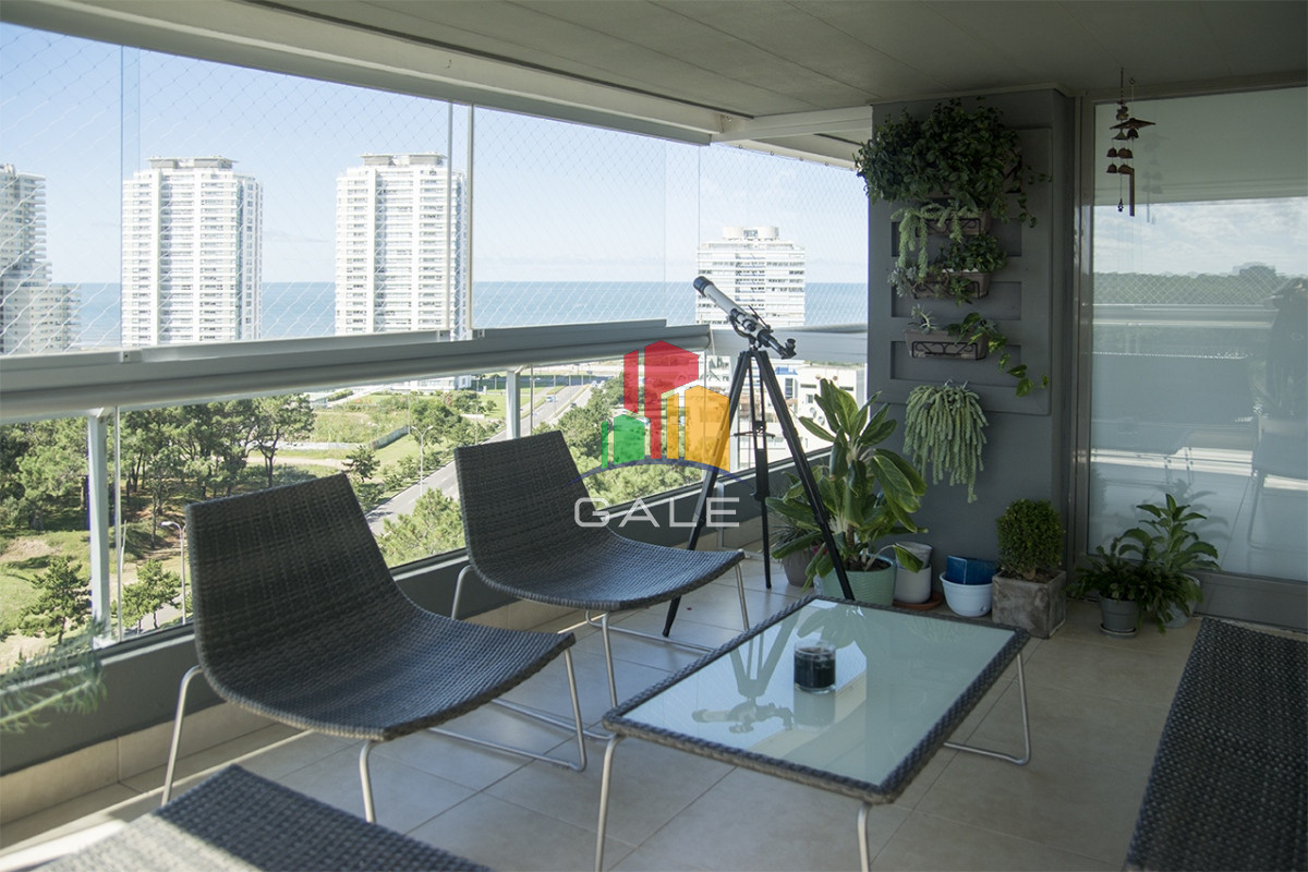 Apartamento ID.3115 - Vende gran apartamento en Brava - Punta del Este de 3 Dormitorios