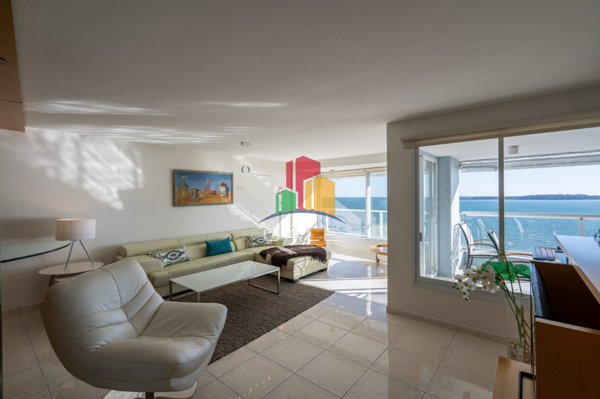 Apartamento ID.4470 - Beverly Tower Punta Del Este, Maldonado Uruguay, Apartamento de 3 dormitorios en venta en torre de Jerarquia.