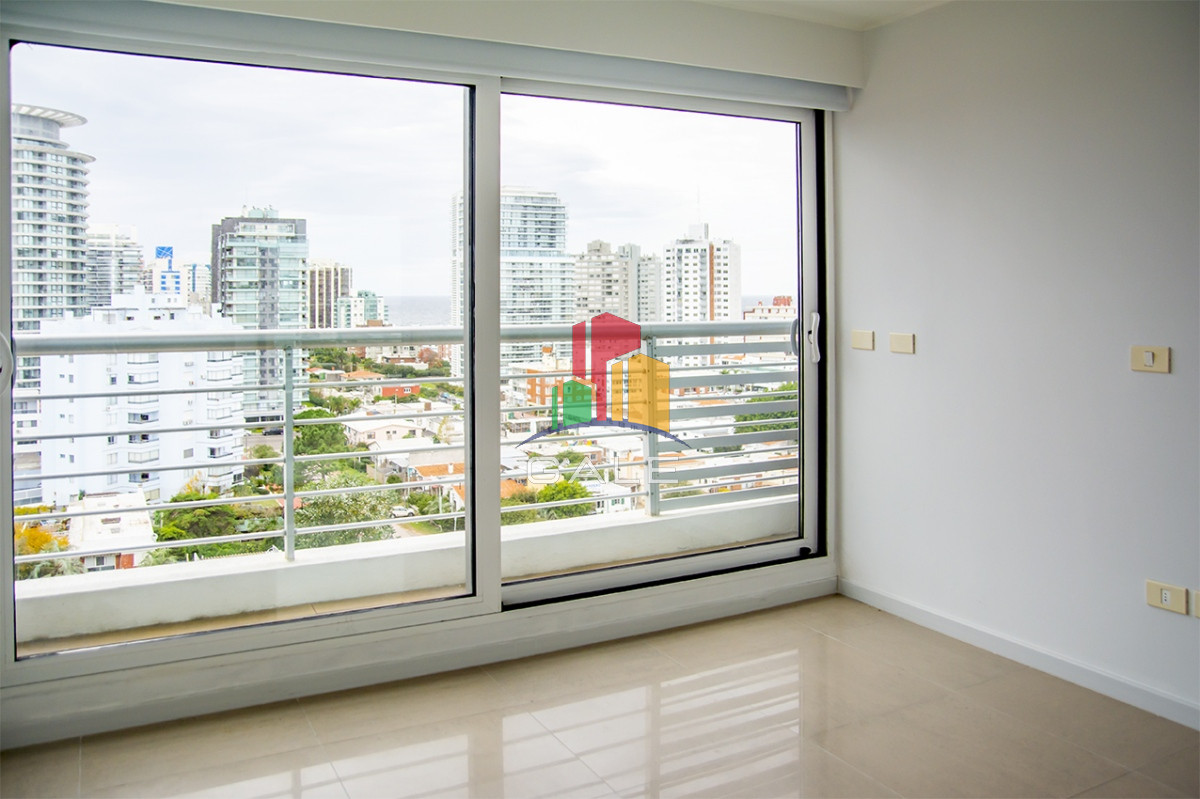 Apartamento ID.4077 - Departamento de 4 dormitorios A ESTRENAR en venta en Torre Alexander Collection