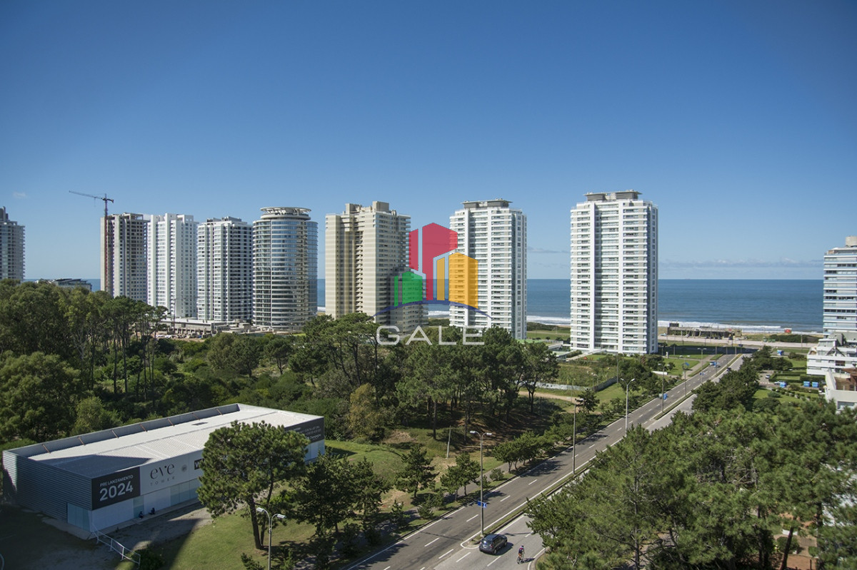 Apartamento ID.3115 - Vende gran apartamento en Brava - Punta del Este de 3 Dormitorios