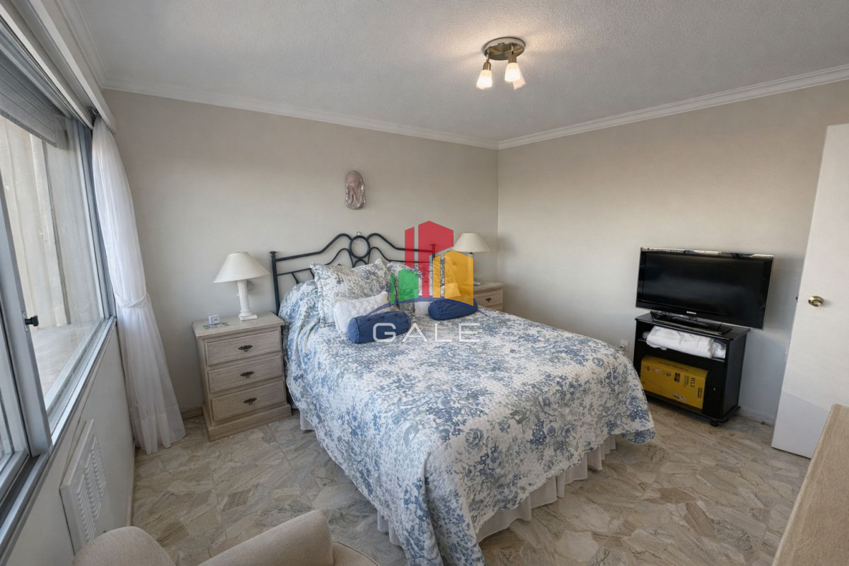 Apartamento ID.4821 - VENTA APARTAMENTO 2 DORMITORIOS 2 BAÑOS PRIMERA LÍNEA PLAYA MANSA