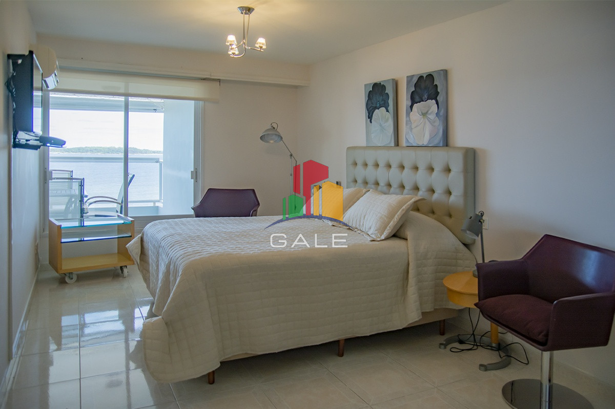 Apartamento ID.4470 - Beverly Tower Punta Del Este, Maldonado Uruguay, Apartamento de 3 dormitorios en venta en torre de Jerarquia.