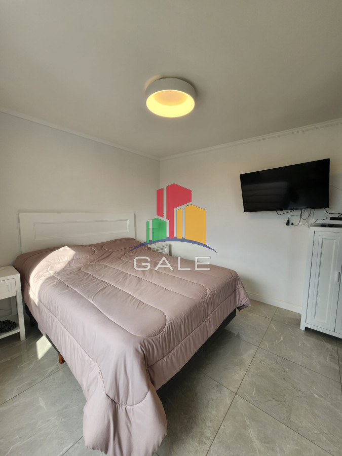 Apartamento ID.4074 - EDIFICIO MIAMI BOULEVARD II, UNIDAD LATERAL EN VENTA, 2 DORMITORIOS, PLAYA MANSA, PARRILLERO EN BALCÒN