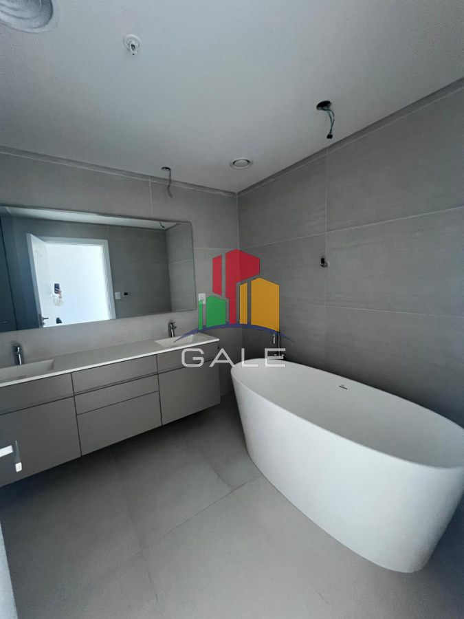 Apartamento ID.4386 - Vistas panoramicas de Playa Brava, Departamento de 3 dormitorios en venta. Torre Le Parc