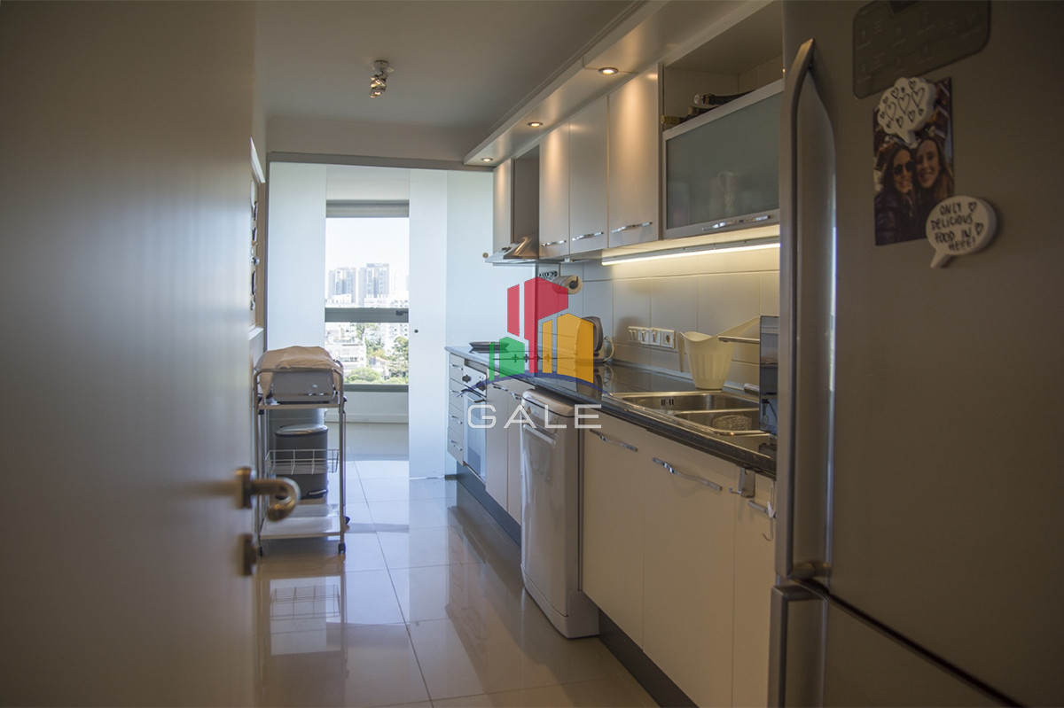 Apartamento ID.3115 - Vende gran apartamento en Brava - Punta del Este de 3 Dormitorios