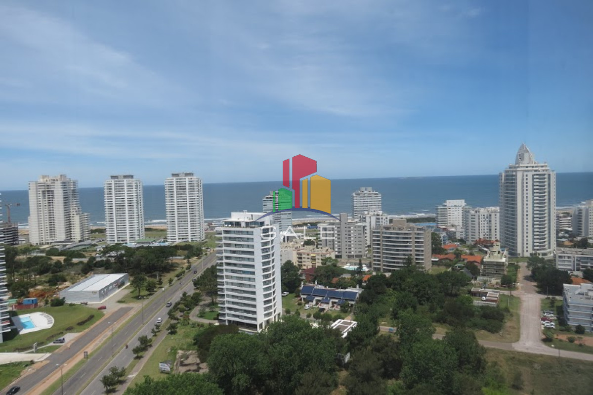 Apartamento de 3 dormitorios en Roosevelt - Punta del Este - GAL2633A