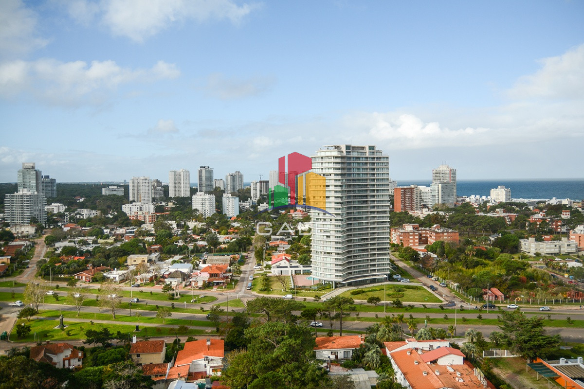 Apartamento ID.4465 - Departamento de 3 dormitorios en venta a pasos del mar. Gala Tower