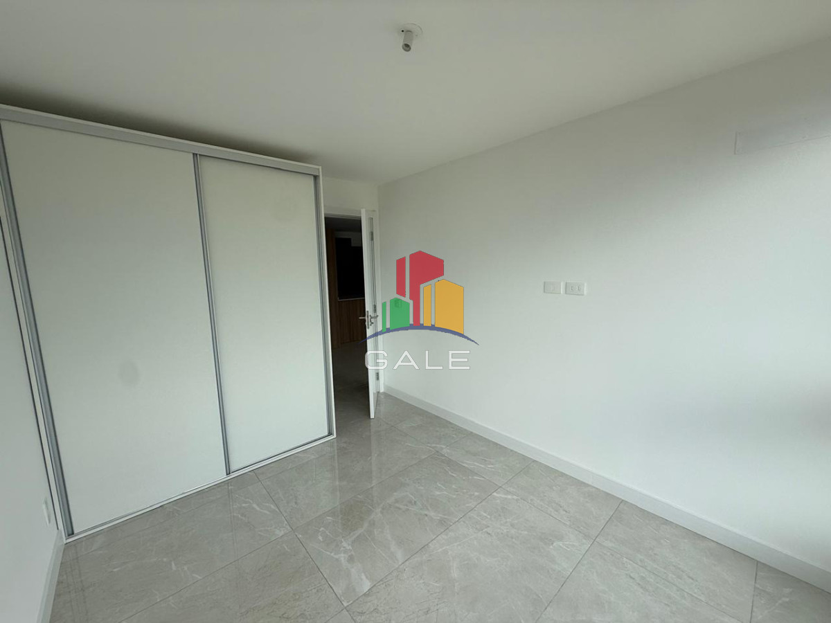 Apartamento ID.4823 - Vende apartamento de 1 dormitorio y medio en Punta del Este 
