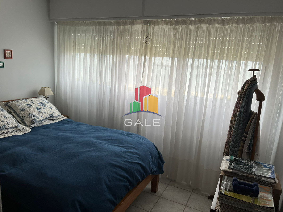 Apartamento ID.2876 - Apartamento de 2 dormitorios con vista frente al mar en edificio Samambai, Playa Mansa , Punta del ese 
