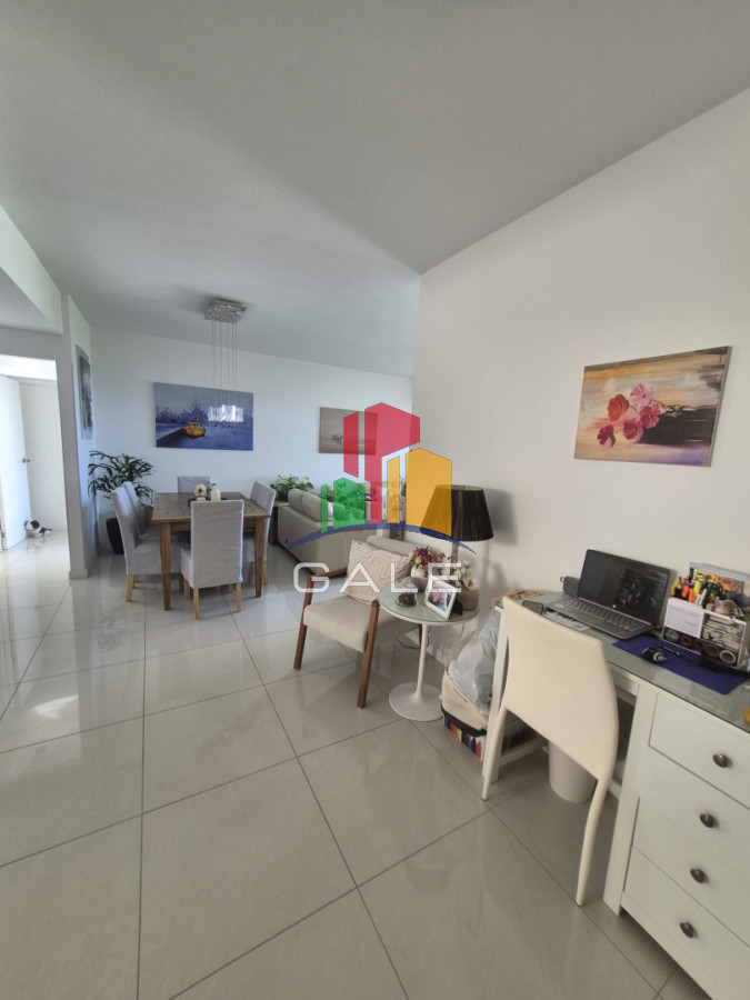 Apartamento ID.4945 - Apartamento en venta primera linea Playa Mansa Punta del Este 2 dormitorios