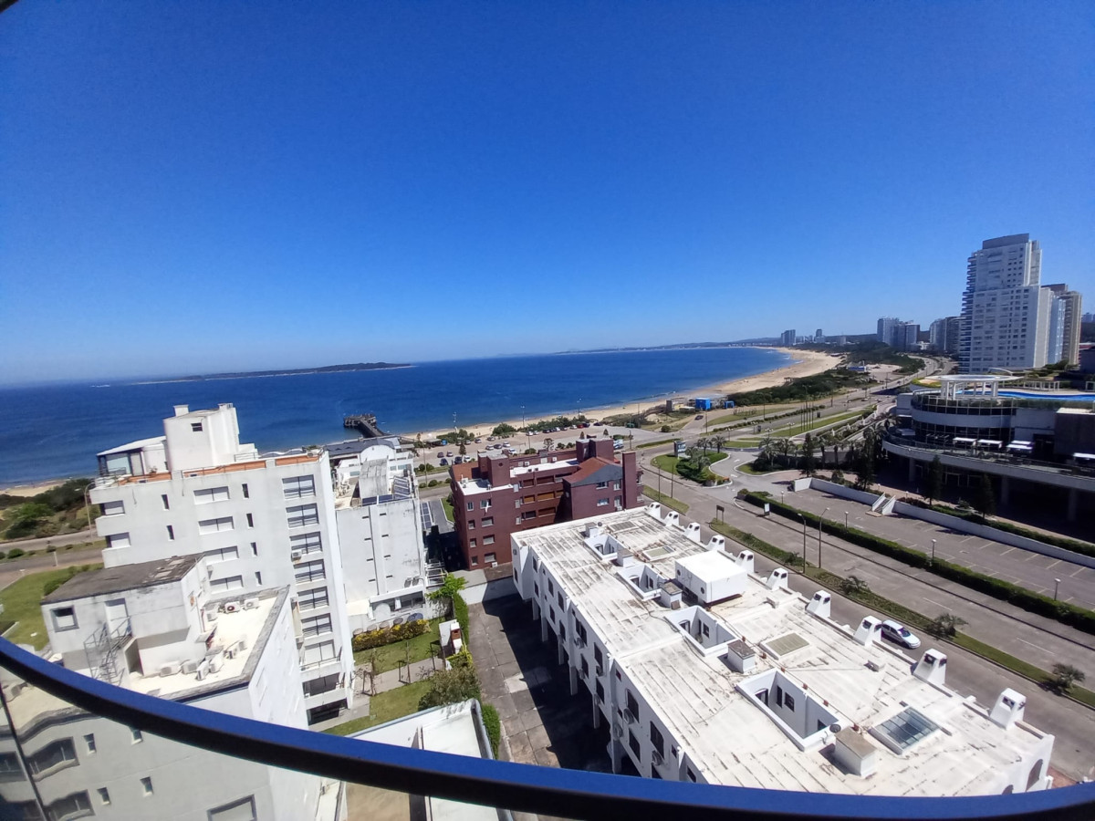 Departamento de 4 dormitorios A ESTRENAR en venta en Torre Alexander Collection