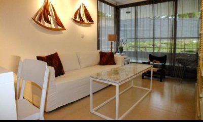 Vende apartamento de 1 dormitorio en edificio unique, Punta del Este