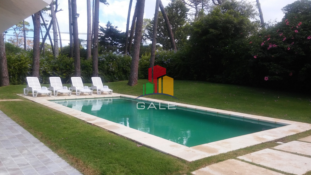 Casa ID.3738 - Hermosa casa en venta en la zona de la Mansa.