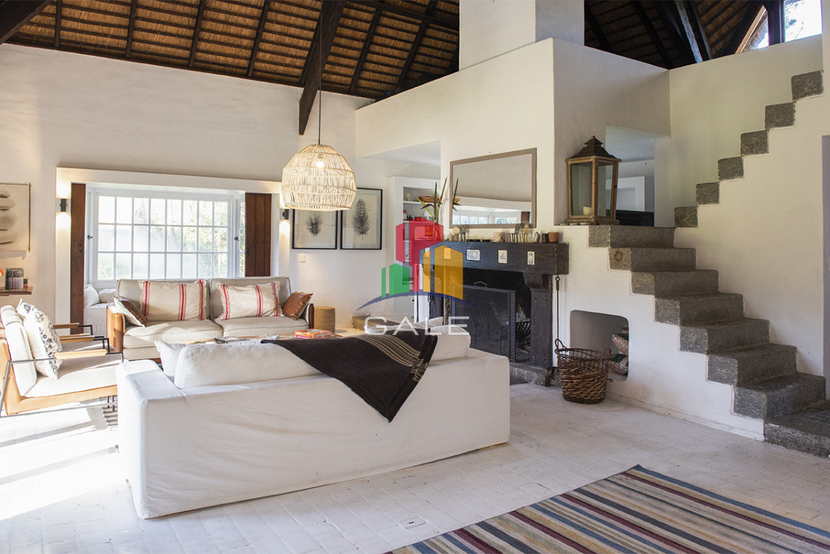 Casa ID.4739 - Casa de 4 dormitorios en venta, en Golf Punta del Este