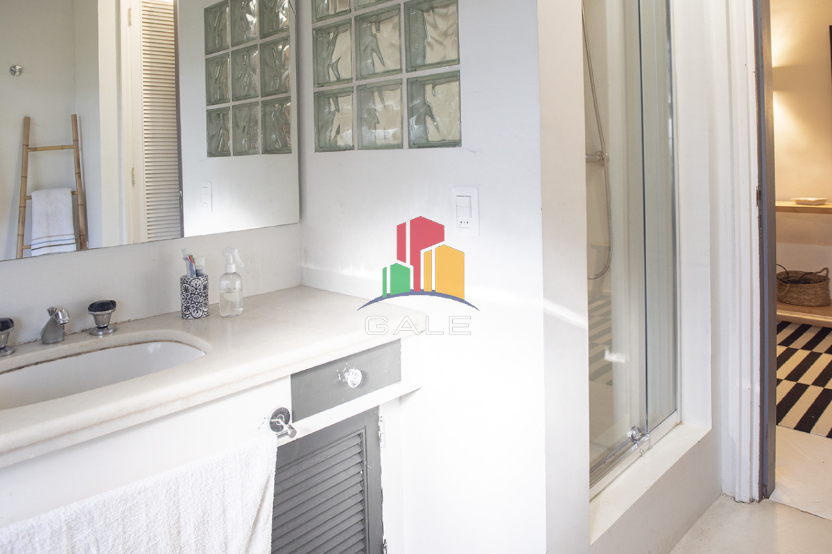 Casa ID.4739 - Casa de 4 dormitorios en venta, en Golf Punta del Este