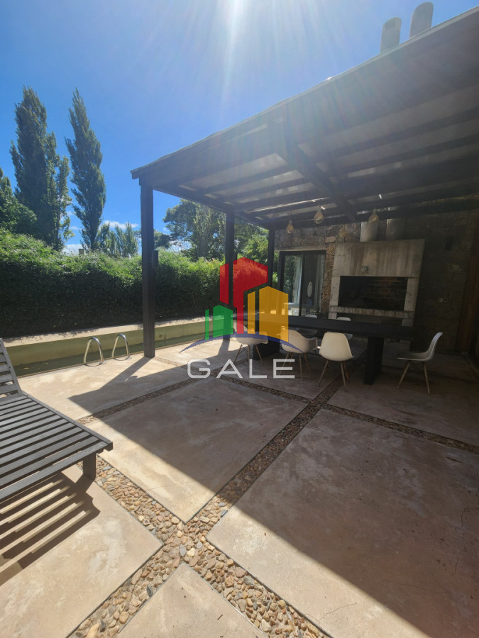 Casa ID.4727 - Casa en Alborada - Punta del Este de 5 dormitorios 