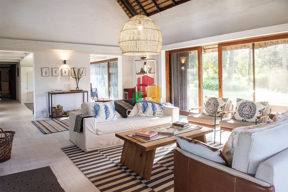 Casa ID.4739 - Casa de 4 dormitorios en venta, en Golf Punta del Este