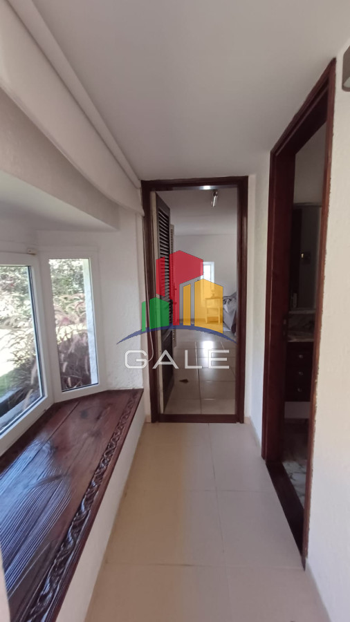 Casa ID.3733 - Vende gran casa para vivir todo el año, de 3 dormitorios en Punta del Este 