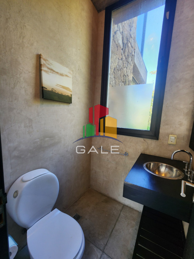 Casa ID.4727 - Casa en Alborada - Punta del Este de 5 dormitorios 