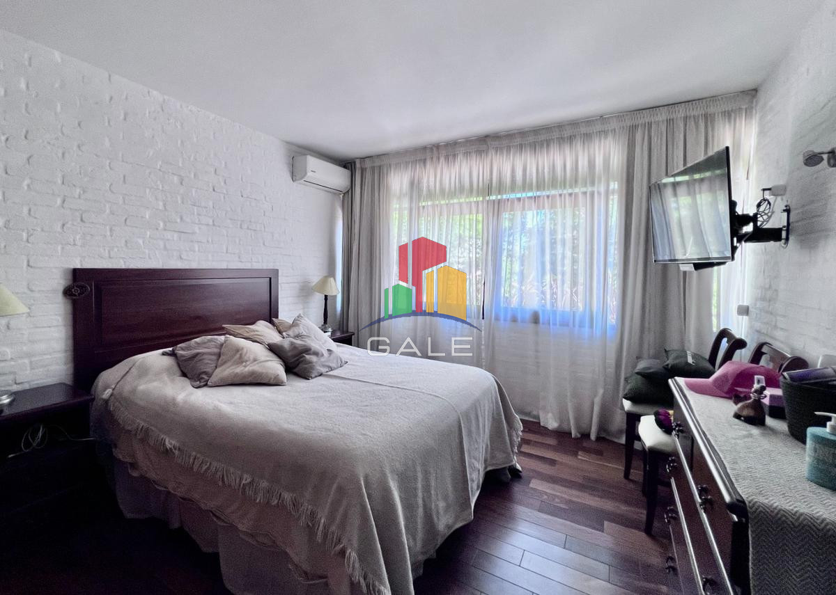 Casa ID.3966 - Hermosa casa en Playa Mansa, Punta del Este