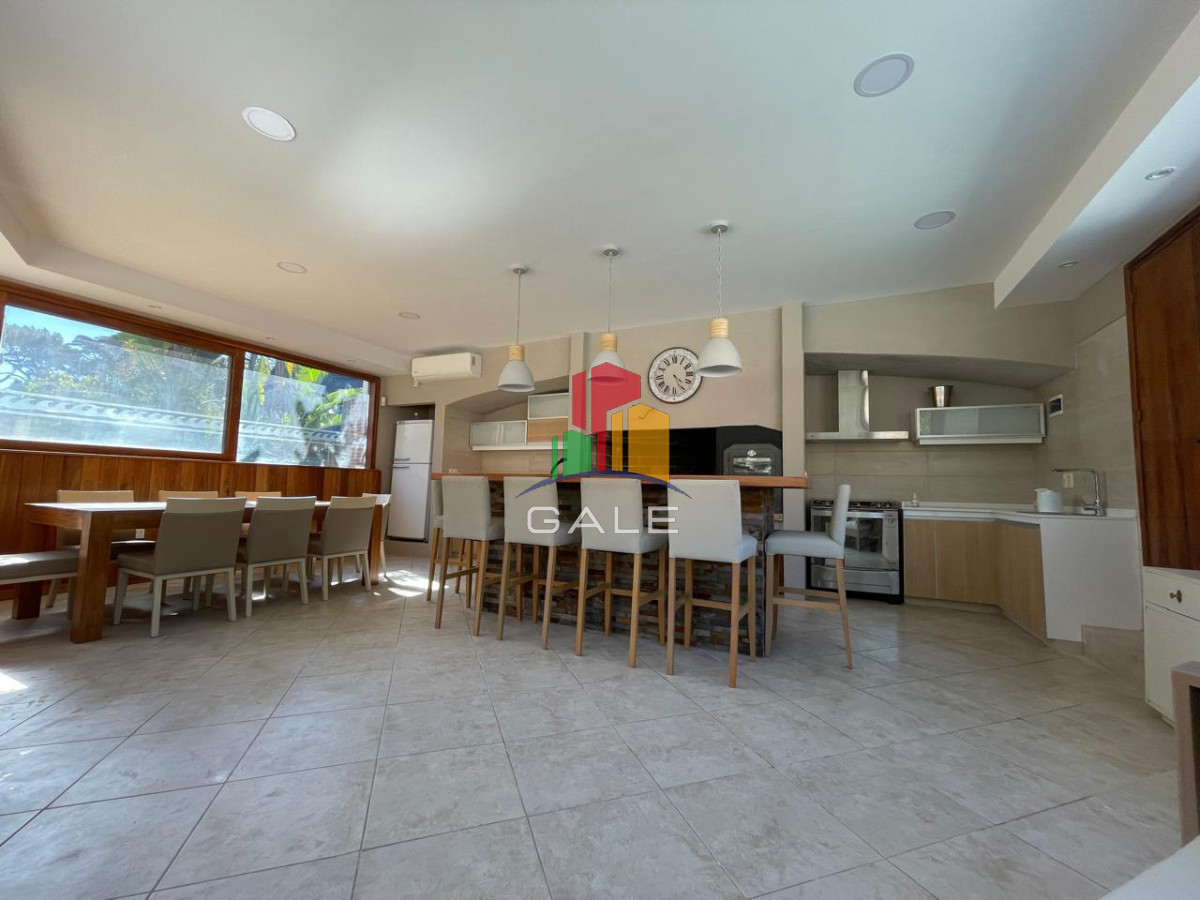 Casa ID.3740 - Hermosa casa en venta en Punta del Este